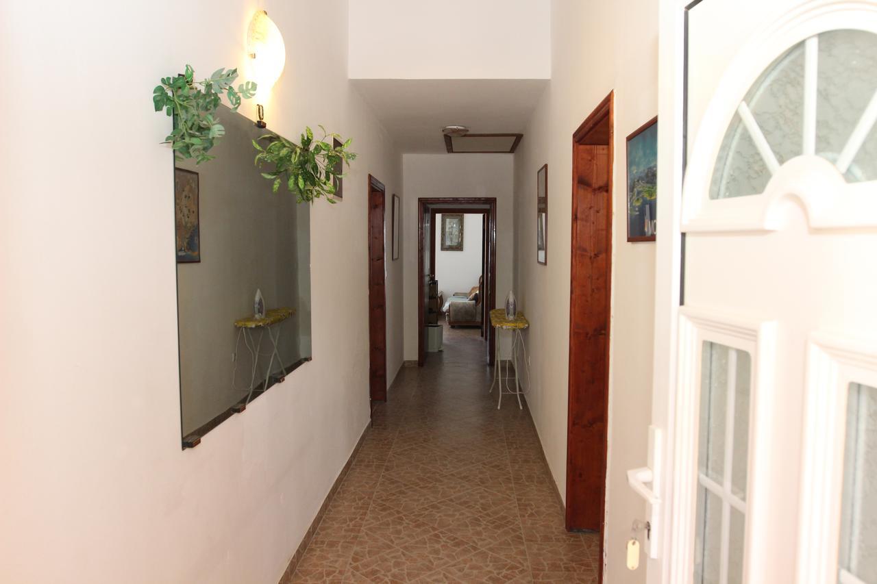 Apartments Green Belt Бар Екстер'єр фото